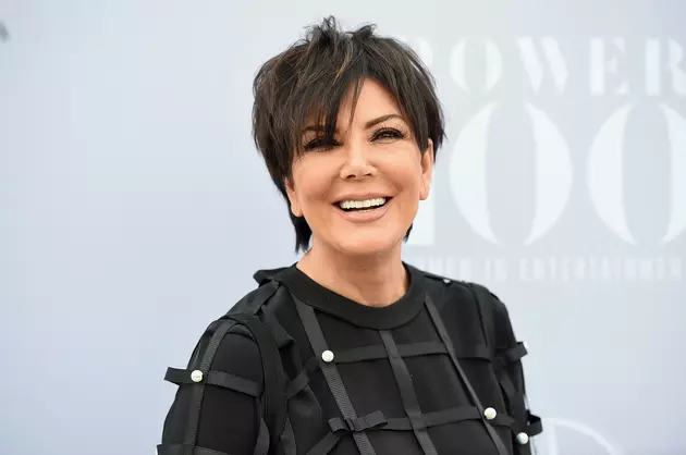 Kris Jenner Puts Her Support Behind Hillary Clinton: &#8216;We Are Stronger Together&#8217;