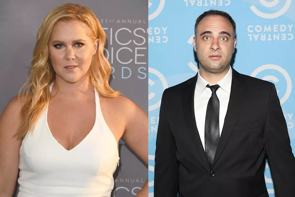 Amy Schumer ‘Disappointed’ in Kurt Metzger, Condemns Rape Statements