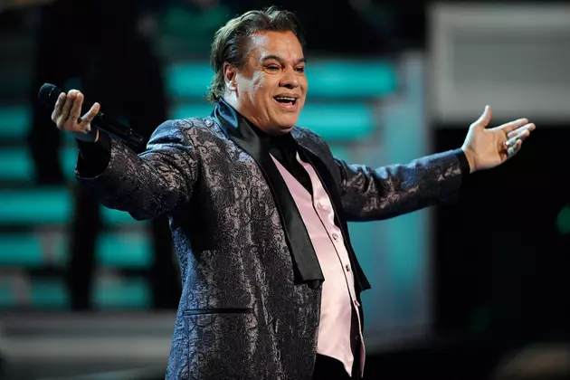 Juan Gabriel, Beloved Mexican Singer-Songwriter, Dead at 66
