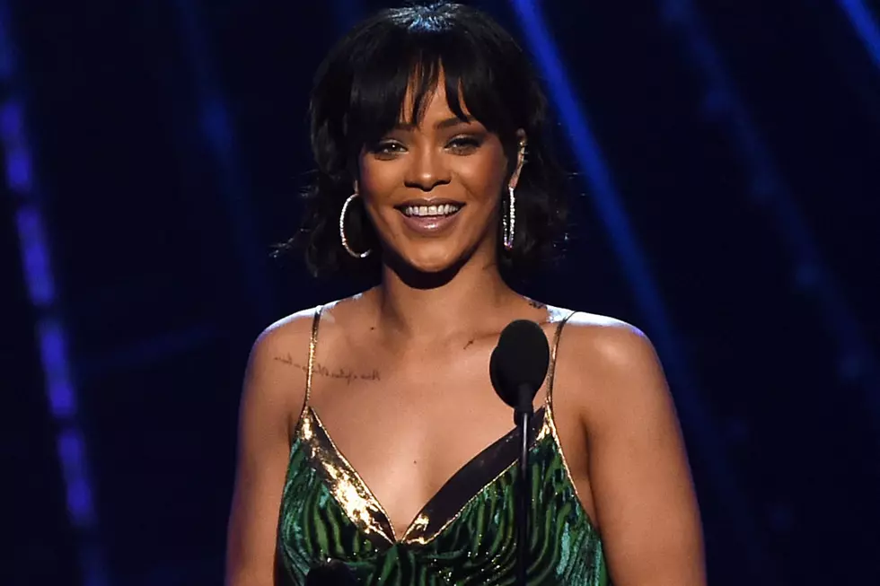Rihanna to Receive MTV’s Video Vanguard Award at 2016 VMAs