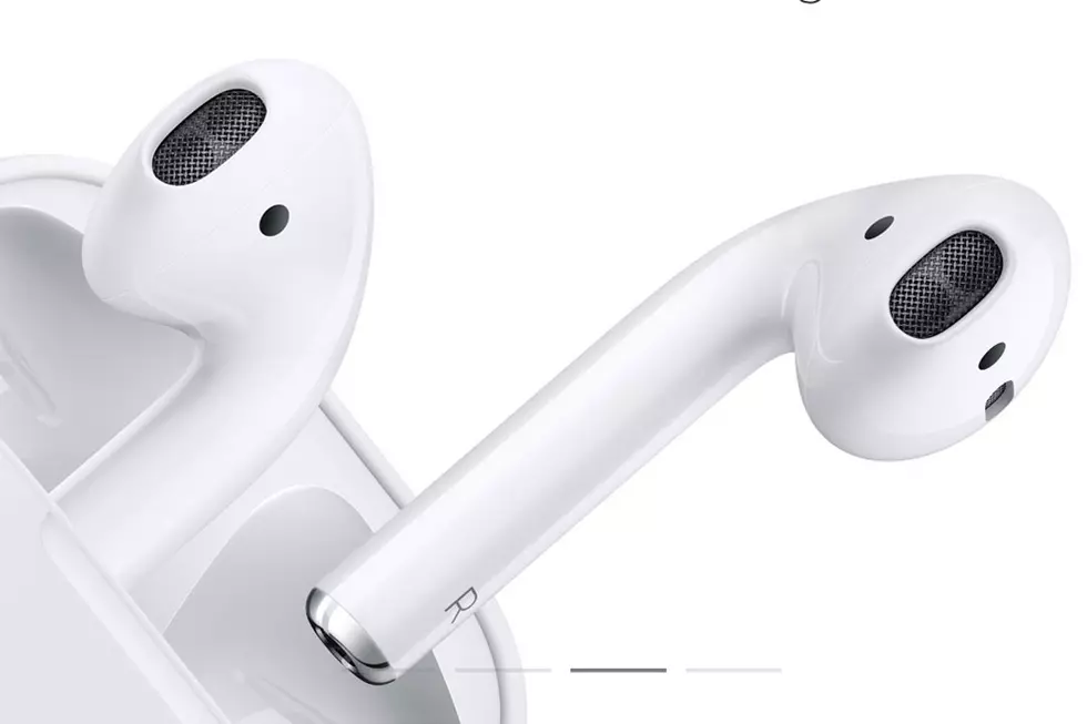 Apple Unveils AirPods Headphones, Internet Sure They’ll Lose Them Immediately