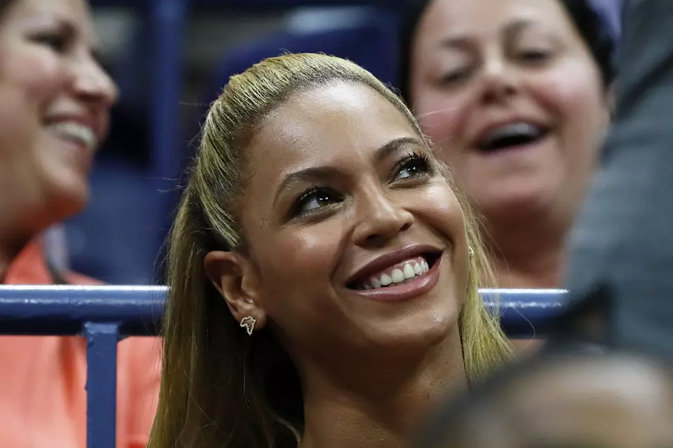The Beyhive Reacts to Beyonce’s Double-Pregnancy Announcement