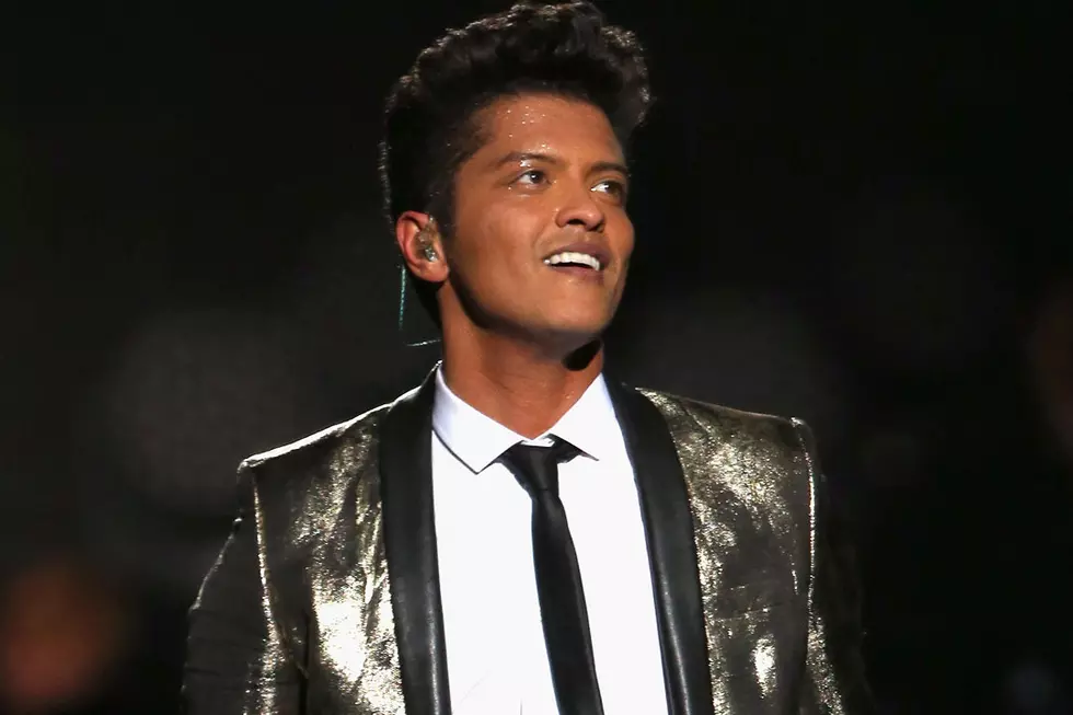 Bruno Mars Announces ’24K Magic’ World Tour, Hot Damn