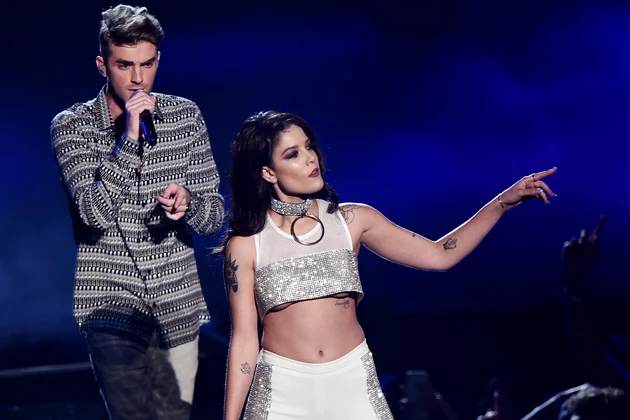 The Chainsmokers Say They Were &#8216;Set Up to Fail&#8217; at the 2016 MTV VMAs