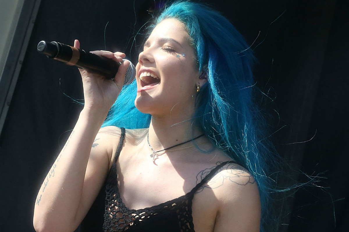 Halsey's Blue Hair Evolution: From "Badlands" to "Manic" - wide 8