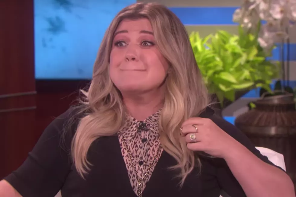 Kelly Clarkson Once Ghosted a Date at Bennigan’s