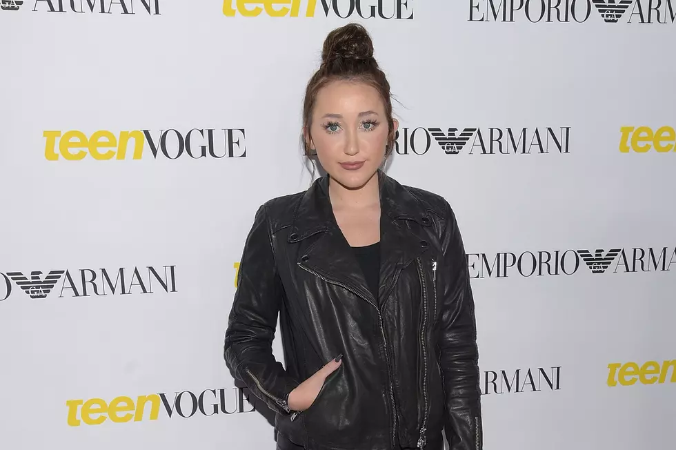 Noah Cyrus, Miley’s Little Sis, Drops ‘Make Me Cry’ and Inks Record Deal