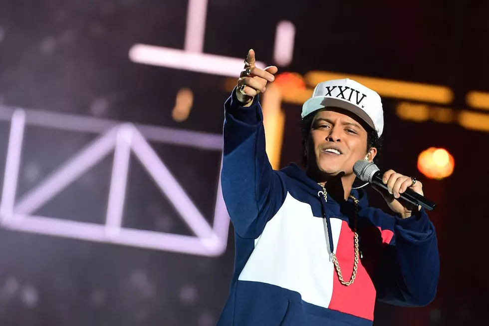 Bruno Mars Performs at 2016 American Music Awards