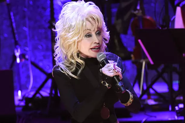 Dolly Parton&#8217;s Book Club Will Send Your Child a Free Book Every Month
