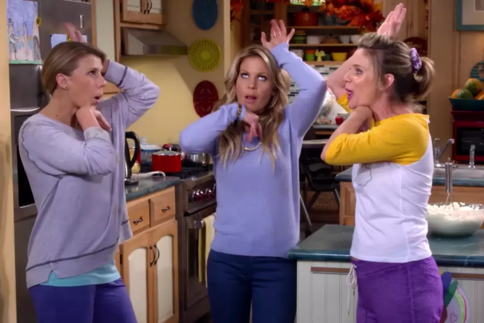 5 Key &#8216;Fuller House&#8217; Season 2 Trailer Moments: Steph Kisses a Gibbler!