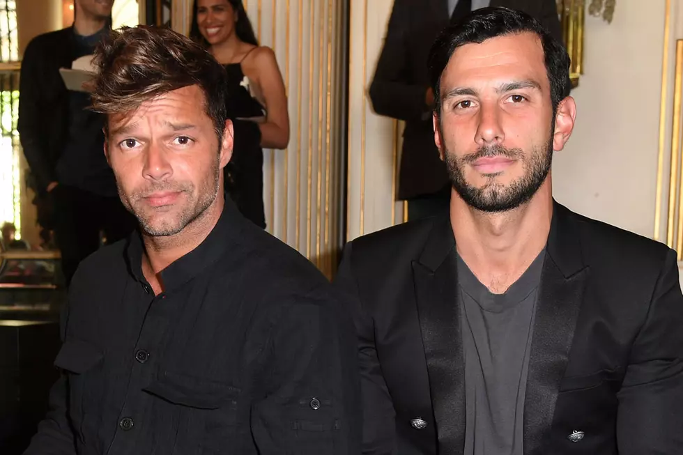Ricky Martin Is Engaged, Tells Awkward Proposal Story on &#8216;Ellen&#8217;