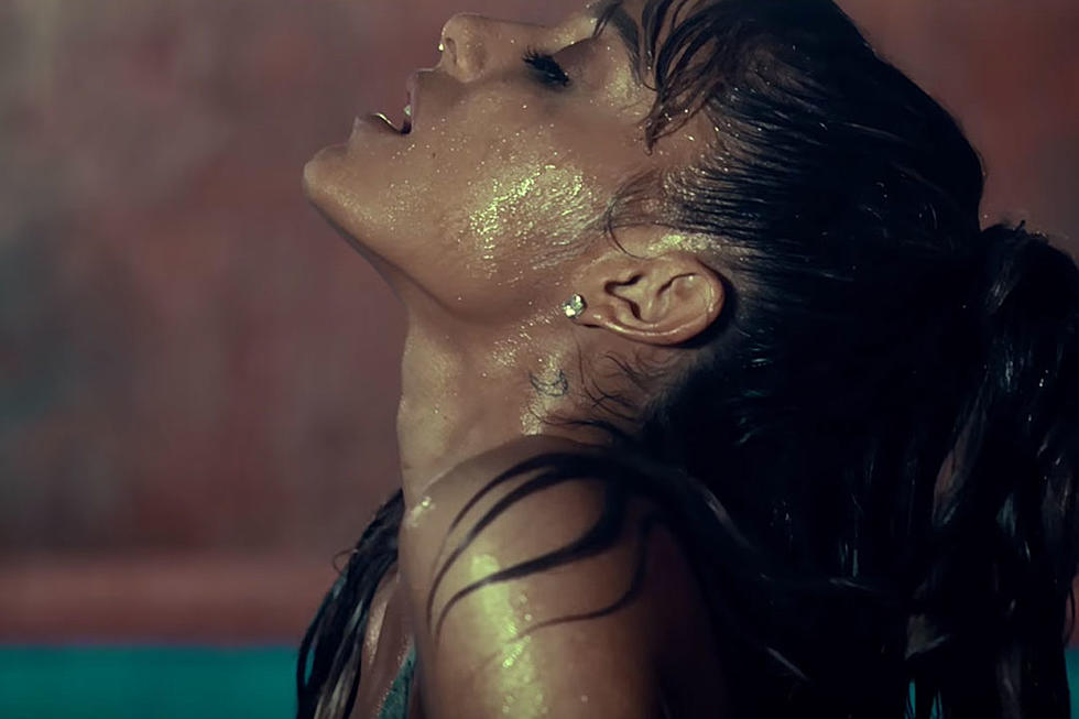 Ariana Grande Gets Wet In Mac Miller’s ‘Favorite Part’ Video