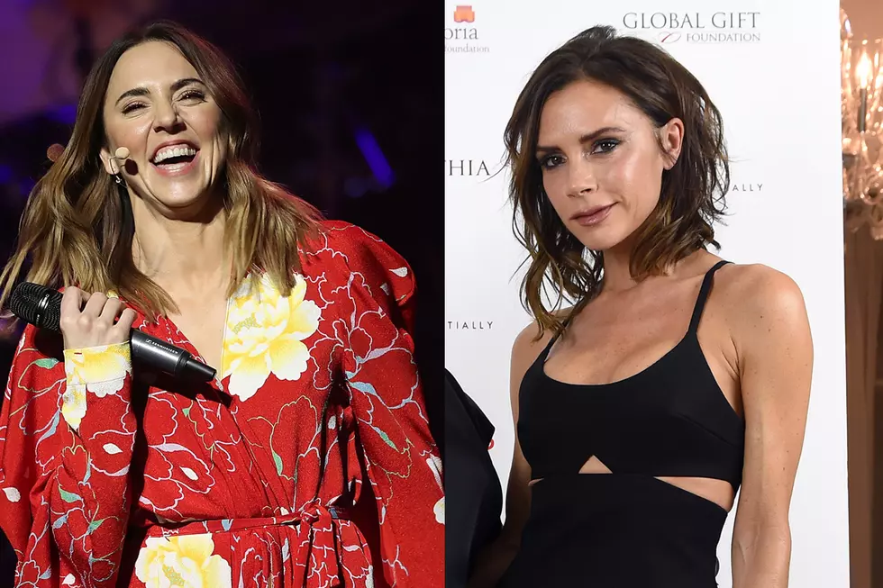 Mel C and Victoria Beckham (!) Performed ‘2 Become 1′ at a New Years Eve Party