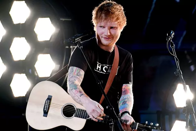 Ed Sheeran Performs &#8216;Shape of You&#8217; at 2017 Grammys: Watch