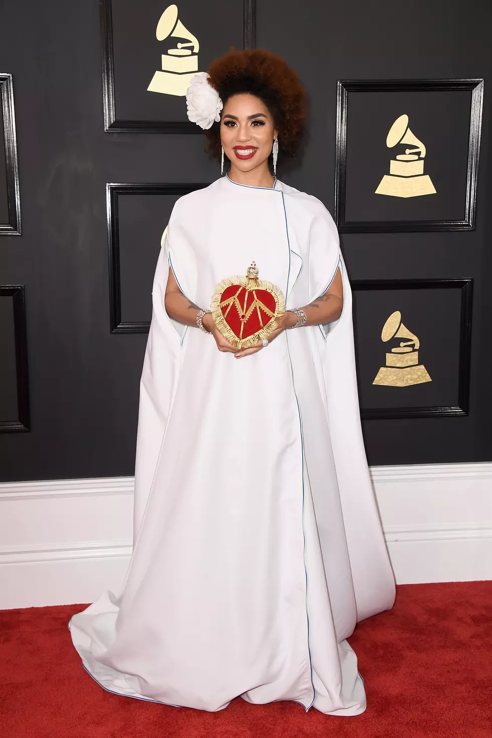 &#8216;Feminist&#8217; Singer Joy Villa Wears Trump Dress at 2017 Grammy Awards