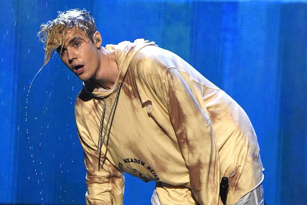 Relax, Justin Bieber Didn’t Pee His Pants