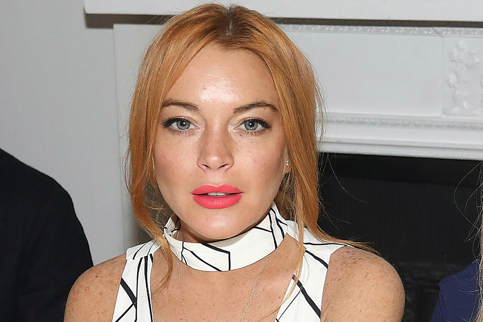 Lindsay Lohan: I Was ‘Racially Profiled’ at Airport for Wearing Headscarf