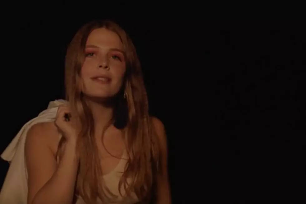 Maggie Rogers Drops Debut EP, 'Now That The Light Is Fading'