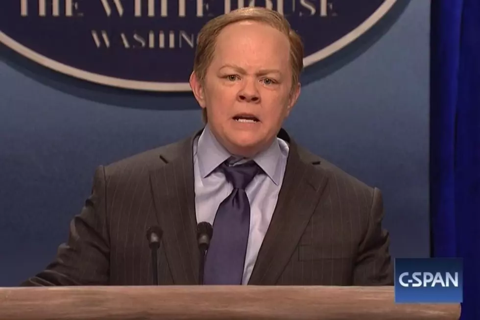 Melissa McCarthy’s Sean Spicer for ‘SNL’ sketch is a viral hit
