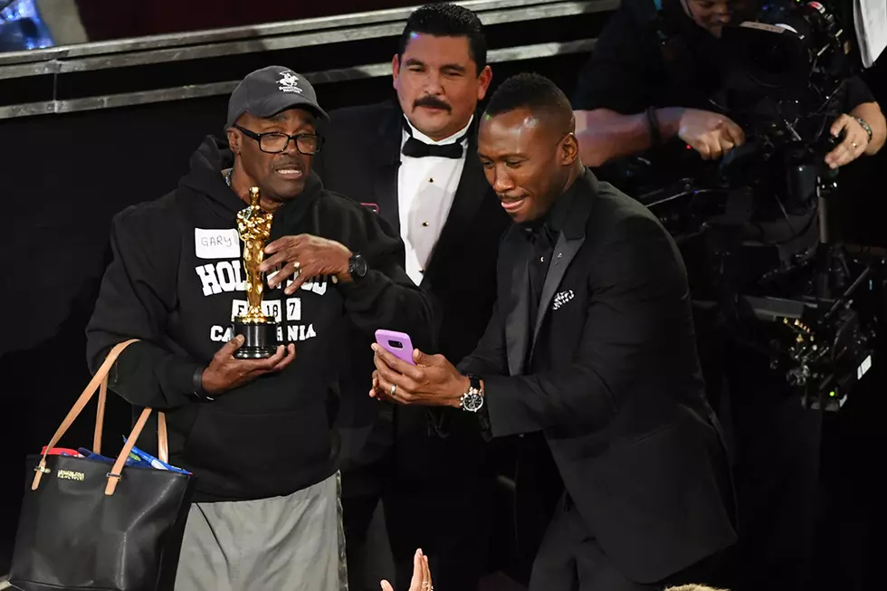 Surprise! Jimmy Kimmel Pranks Tourists During Live Oscars Broadcast 