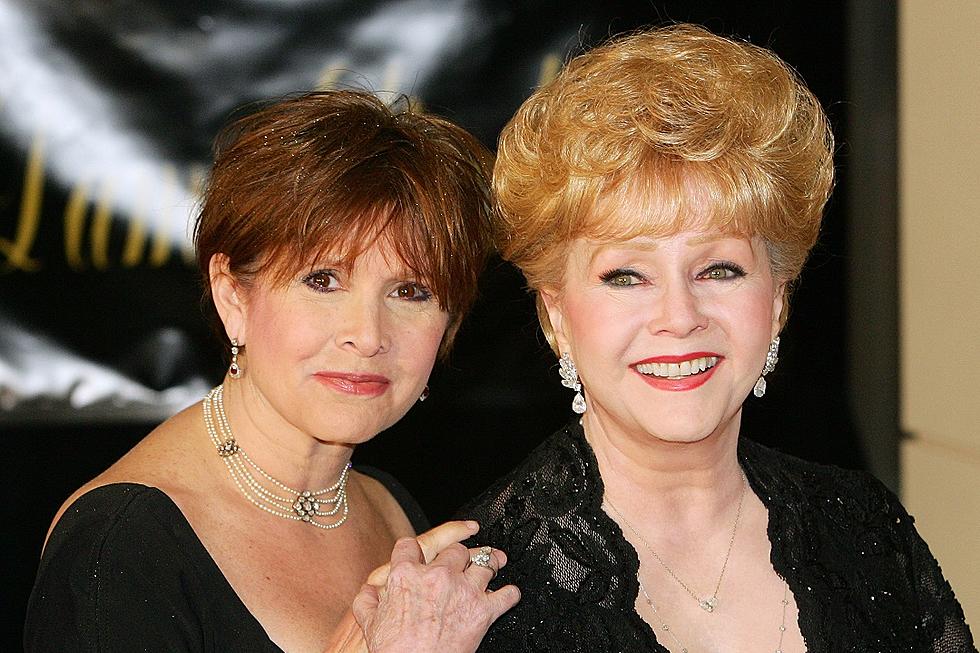 Carrie Fisher and Debbie Reynolds Honored With Public Memorial