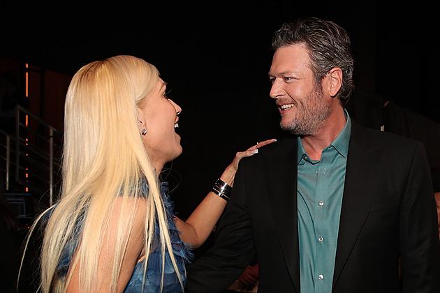 Blake Shelton &#8216;Cheats&#8217; on &#8216;The Voice&#8217; After Gwen Stefani Convinces Him to Turn His Chair