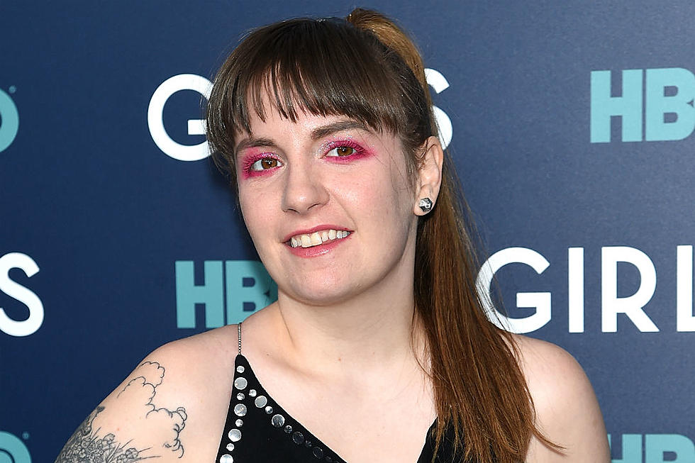 Lena Dunham Shuts Down Weight Conversation