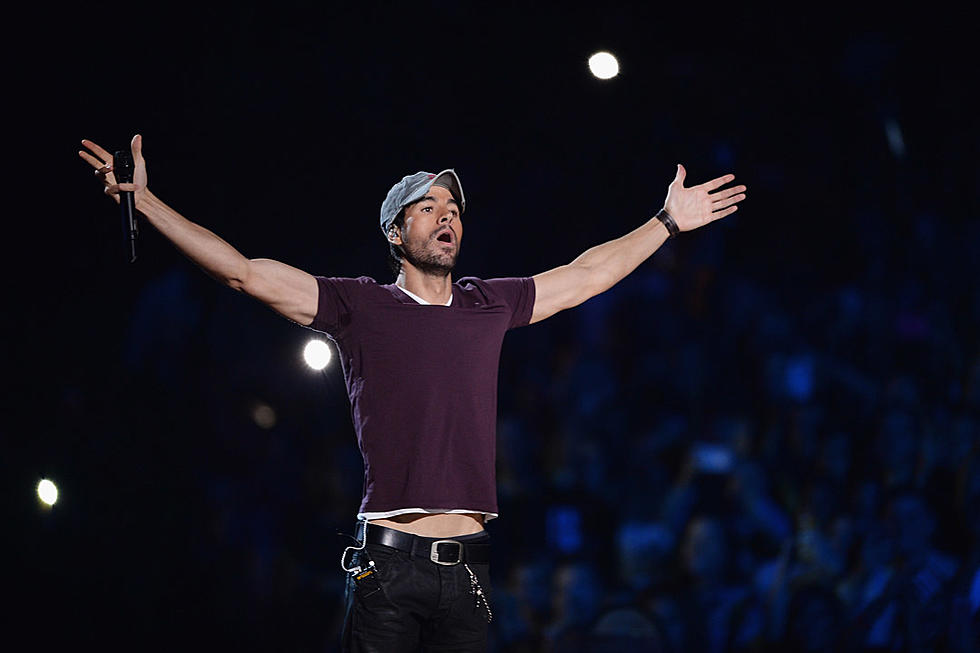 Enrique Iglesias&#8217; &#8216;Bailando&#8217; Video Hits 2 Billion View Mark