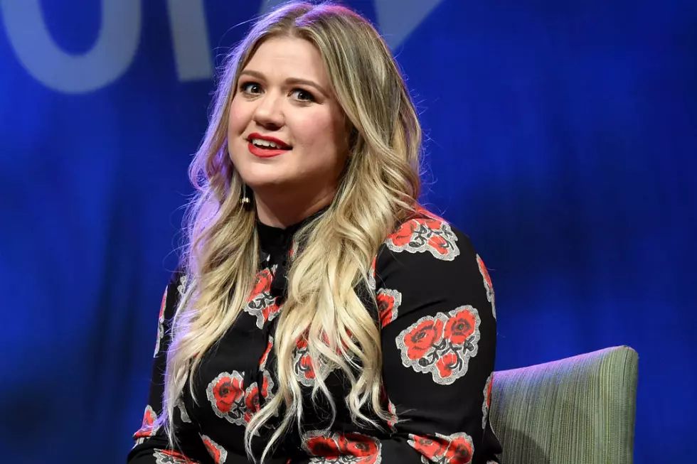 Kelly Clarkson Says New Soulful Album Will &#8216;Beat You Up&#8217;