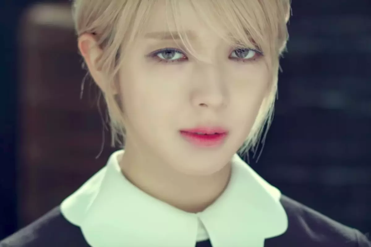 ChoA Is Leaving AOA Due to Depression and Insomnia