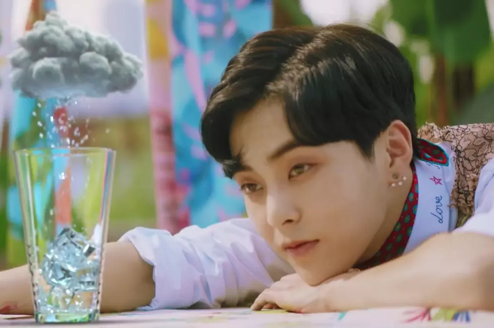 EXO Shimmy, Shimmy ‘Ko Ko Bop’ in Tropical New Video: Watch