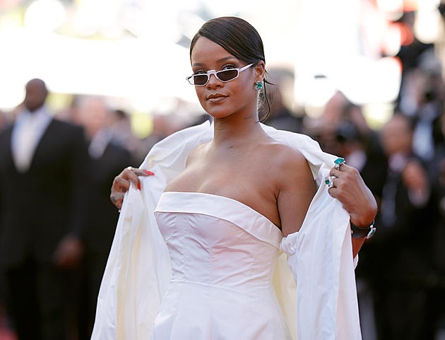The Best Rihanna Stan Accounts to Follow on Instagram