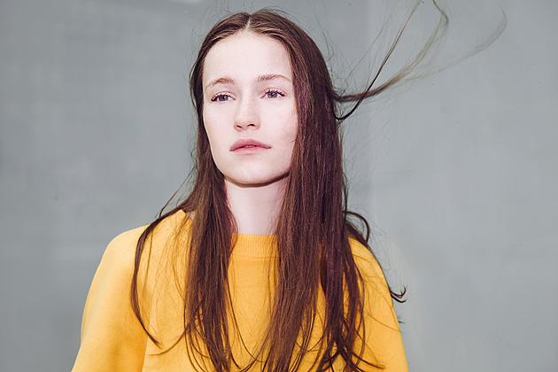 Sigrid Reveals the Catchiest Pop Hook She&#8217;s Ever Heard: &#8216;I Listened to It For Six Months Straight&#8217;