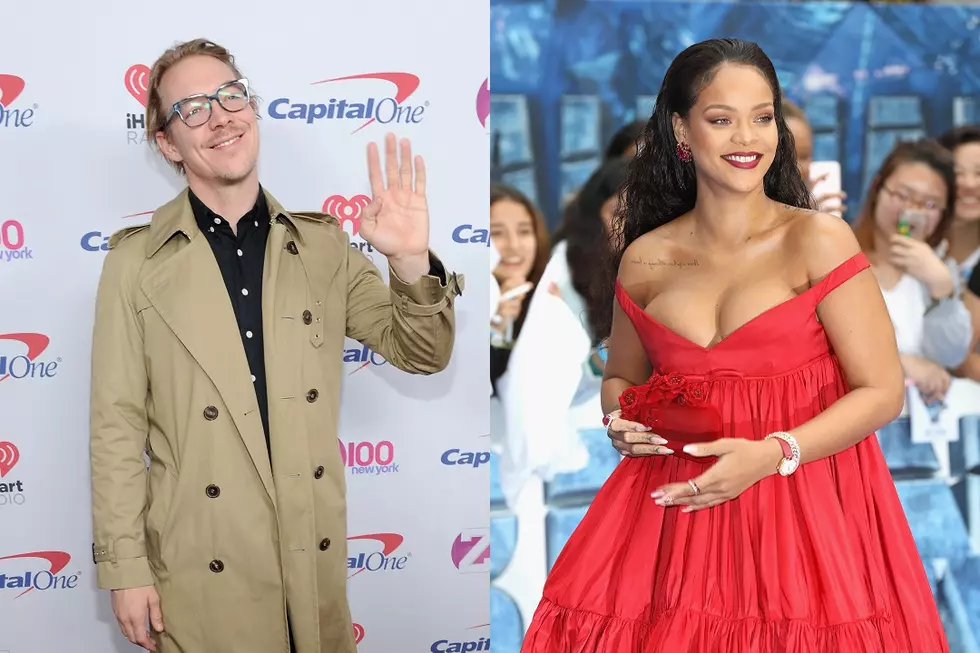 Rihanna Apologizes for Ruthlessly Destroying Diplo