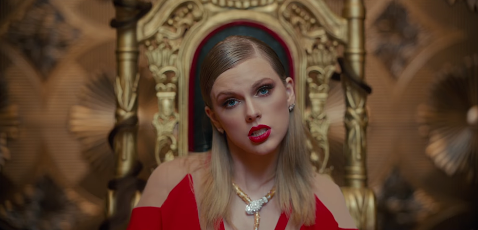Celebs, Fans Go Crazy Over Taylor Swift’s ‘Look What You Made Me Do’ Video on Twitter