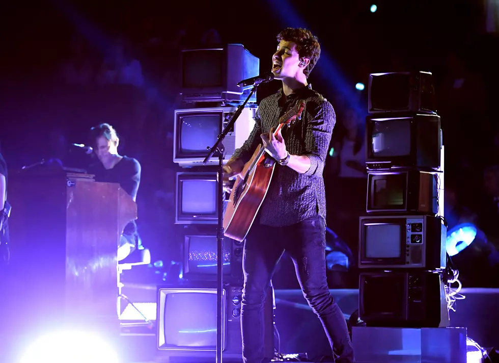 Shawn Mendes Unleashes Insane Vocals During 2017 MTV VMAs: Watch