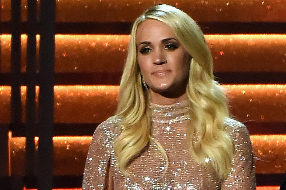 Carrie Underwood Cries During CMAs Tribute To Las Vegas Victims