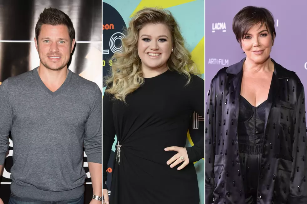 Thanksgiving 2017: Kelly Clarkson, Miley Cyrus + More Stars Give Thanks