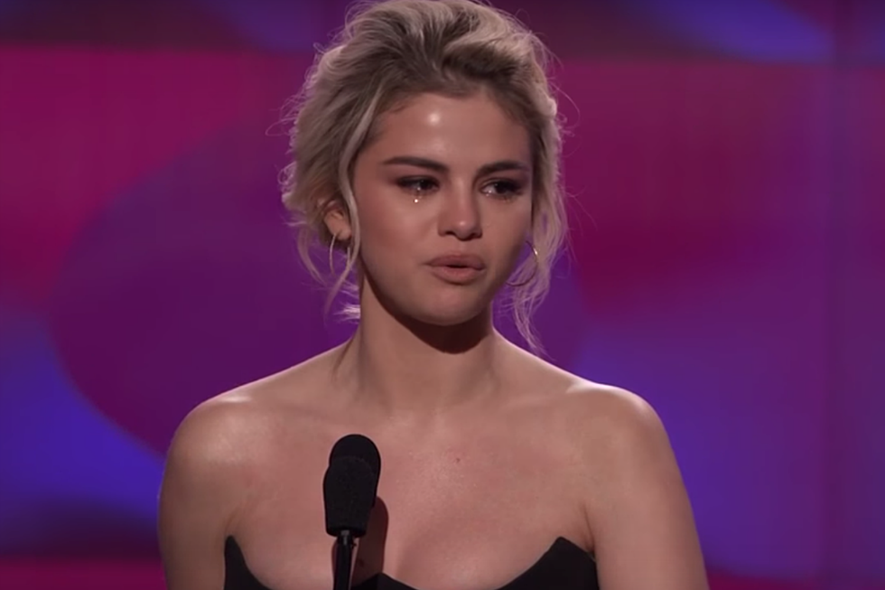 Selena Gomez Cries Through Emotional Billboard Women in Music Speech