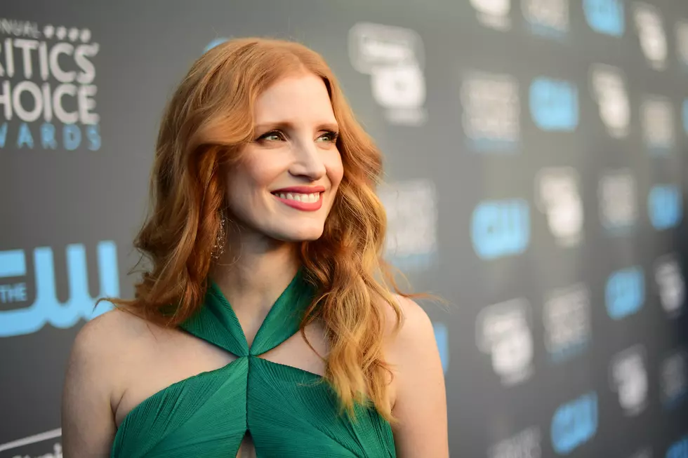 Jessica Chastain Makes Her ‘Saturday Night Live’ Hosting Debut