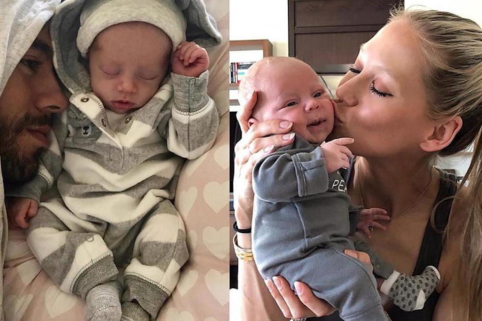 Enrique Iglesias and Anna Kournikova Post Pictures with Their Twin Babies