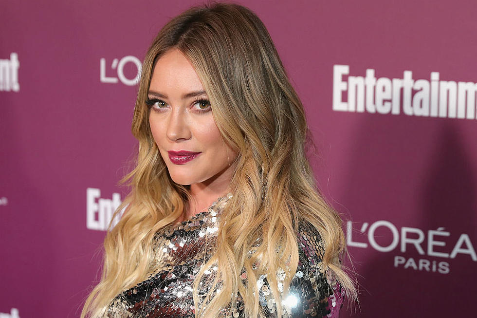 Hilary Duff Channels Sharon Tate in Photo From New Manson Murder Film