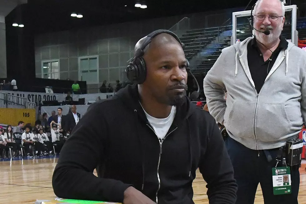 Watch Jamie Foxx Walk Off During Live Interview After Being Asked About Katie Holmes