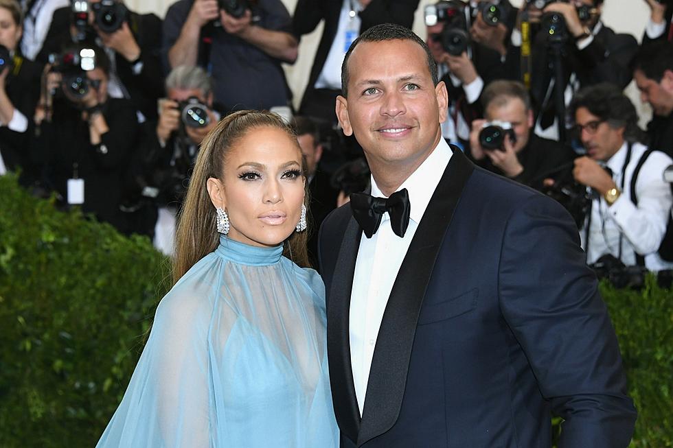 Jennifer Lopez: &#8216;I&#8217;m Not Forcing&#8217; Marriage With Alex Rodriguez