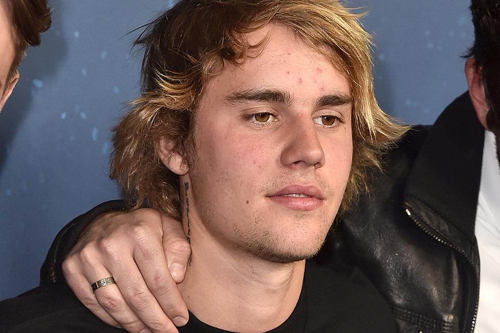 Justin Bieber Hits up Bella Thorne’s ‘Midnight Sun’ Premiere (PHOTOS)