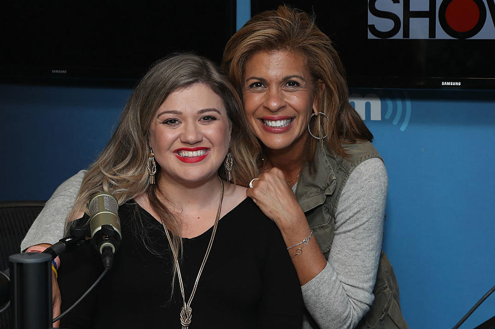 Kelly Clarkson + Hoda Kotb&#8217;s &#8216;I&#8217;ve Loved You Since Forever&#8217; Hits No. 1 on iTunes
