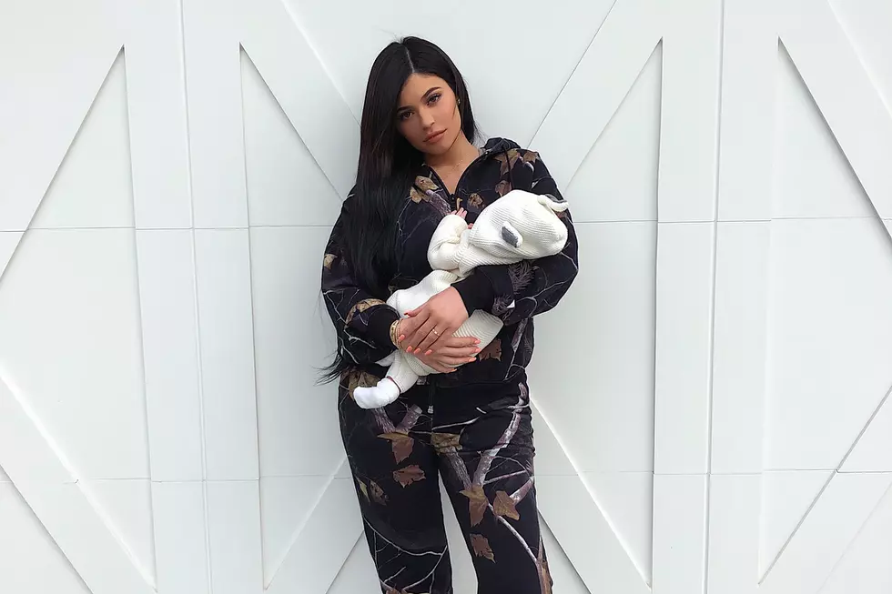 Kylie Jenner Shares First Close-Up Pic of Daughter Stormi