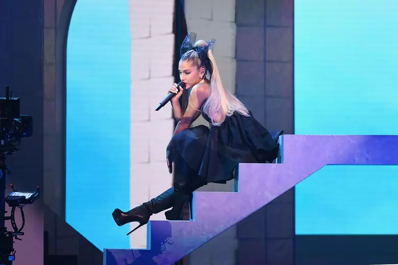 ariana grande no tears left to cry black dress Ariana Grande "No Tears Left To Cry" Live Performance At The #BBMAs 2018