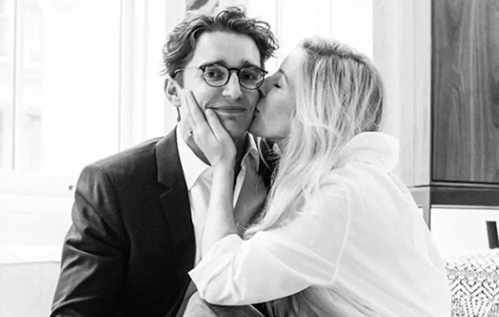 Ellie Goulding Marries Art Dealer Caspar Jopling