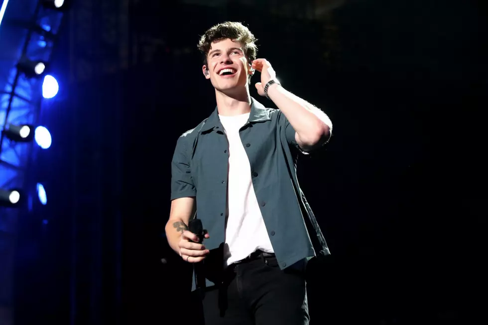 Shawn Mendes Falls Onstage, Becomes a Hilarious Meme
